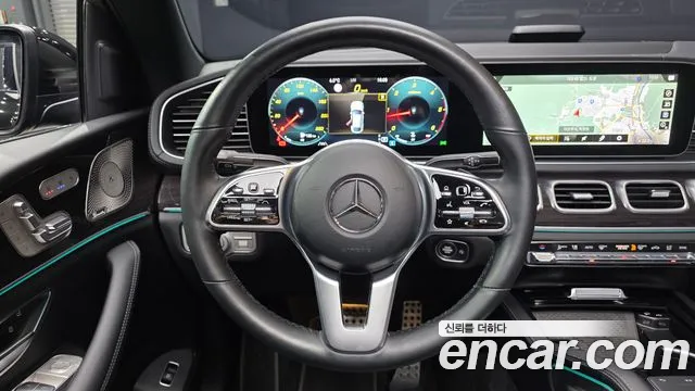 Mercedes-Benz GLE-Class 2023 — фото 13