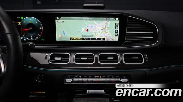 Mercedes-Benz GLE-Class 2023 — фото 14