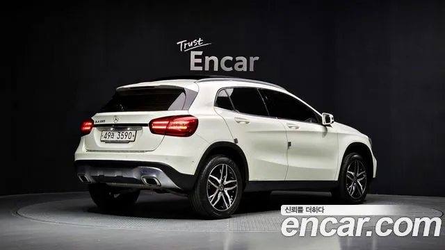 Mercedes-Benz GLA-Class 2018 — фото 2