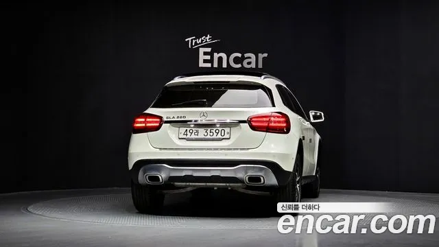Mercedes-Benz GLA-Class 2018 — фото 4