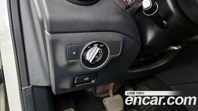 Mercedes-Benz GLA-Class 2018 — фото 18