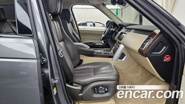 Land Rover Range Rover 2017 — фото 11