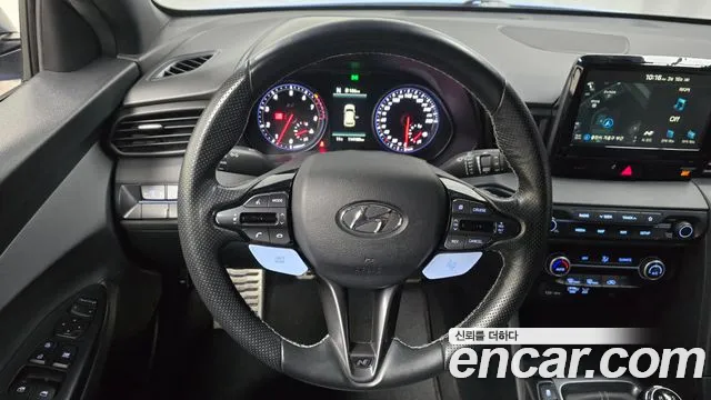 Hyundai Veloster 2019 — фото 13