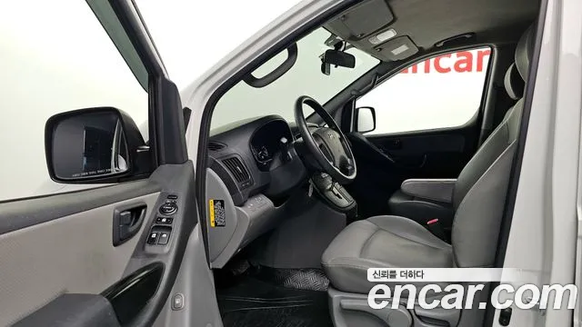 Hyundai Starex 2021 — фото 11