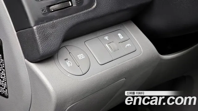 Hyundai Starex 2021 — фото 15
