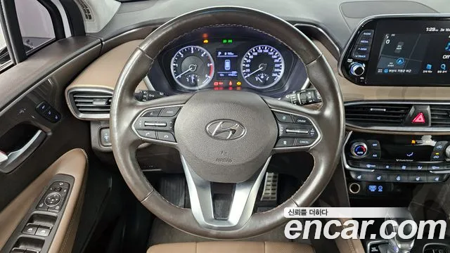 Hyundai Santafe 2020 — фото 13
