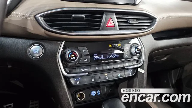Hyundai Santafe 2020 — фото 18