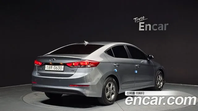 Hyundai AVANTE 2017 — фото 2