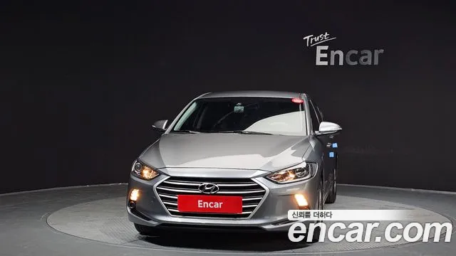 Hyundai AVANTE 2017 — фото 3