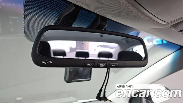 Hyundai AVANTE 2017 — фото 19