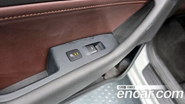 Hyundai Sonata 2017 — фото 17