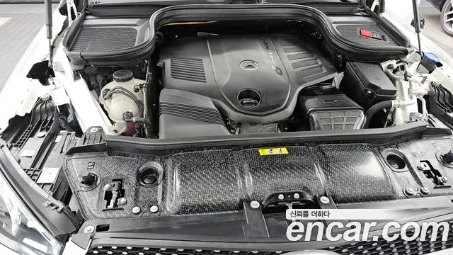 Mercedes-Benz GLE-Class 2023 — фото 6