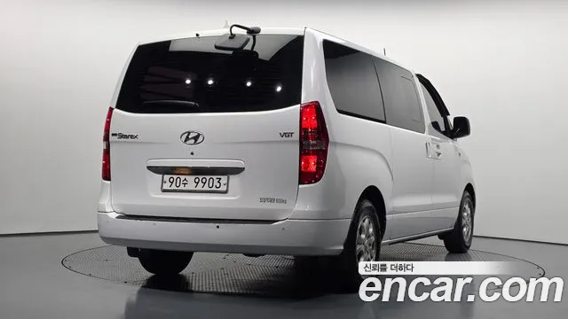 Hyundai Starex 2016 — фото 2