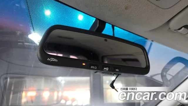 Hyundai Starex 2016 — фото 18