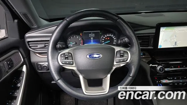 Ford Explorer 2022 — фото 13