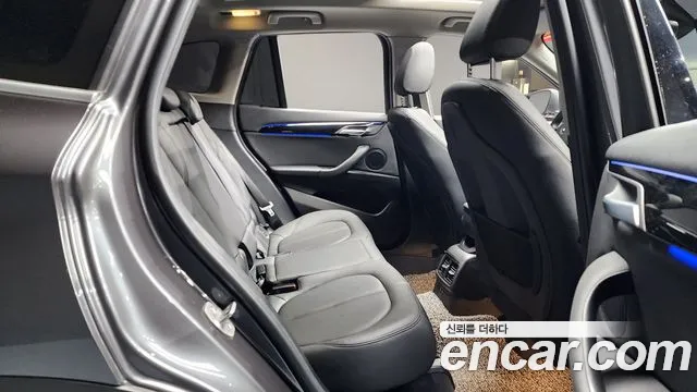 BMW X1 2022 — фото 12