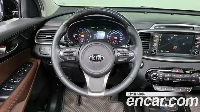 Kia Sorento 2016 — фото 13