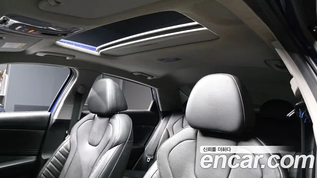 Hyundai AVANTE 2023 — фото 19
