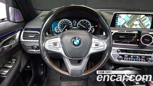 BMW 7-Series 2016 — фото 13