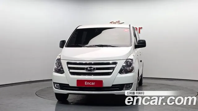 Hyundai Starex 2018 — фото 3