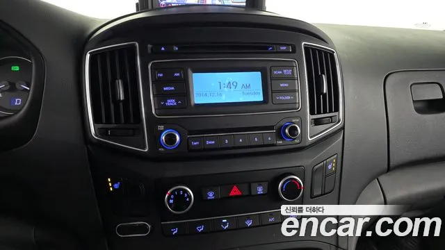 Hyundai Starex 2018 — фото 16