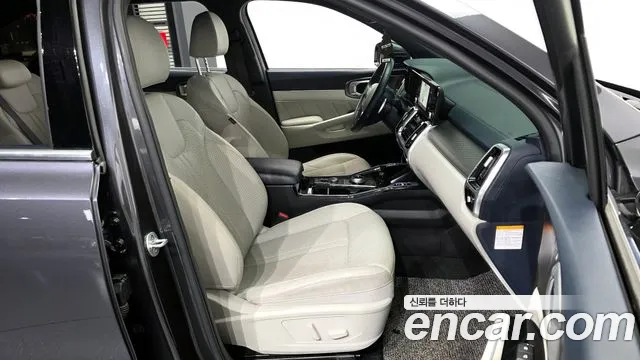 Kia Sorento 2021 — фото 11