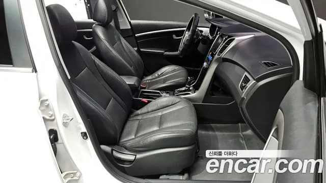 Hyundai i30 2014 — фото 10