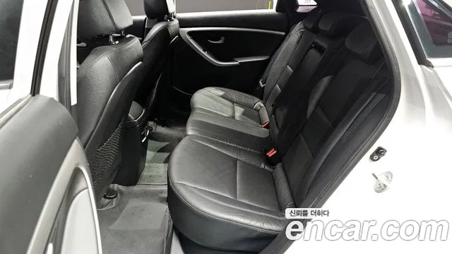 Hyundai i30 2014 — фото 12