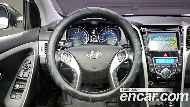 Hyundai i30 2014 — фото 13