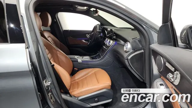 Mercedes-Benz GLC-Class 2022 — фото 11