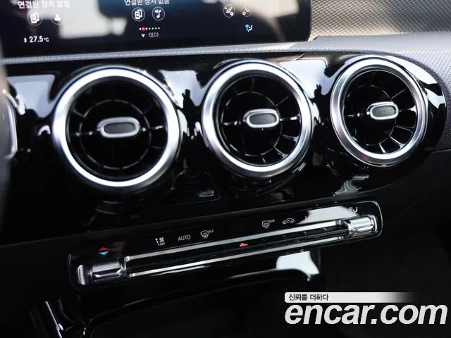 Mercedes-Benz A-Class 2021 — фото 16