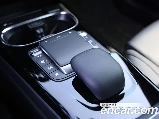 Mercedes-Benz A-Class 2021 — фото 17