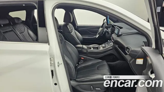 Hyundai Santafe 2022 — фото 10