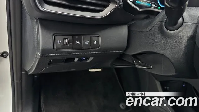 Hyundai Santafe 2022 — фото 16