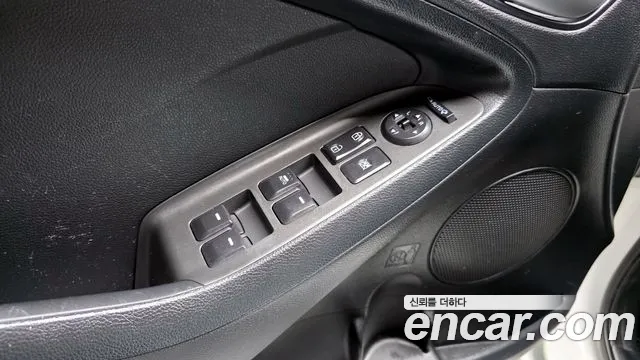 Kia K3 2015 — фото 14