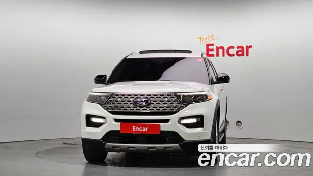 Ford Explorer 2022 — фото 3
