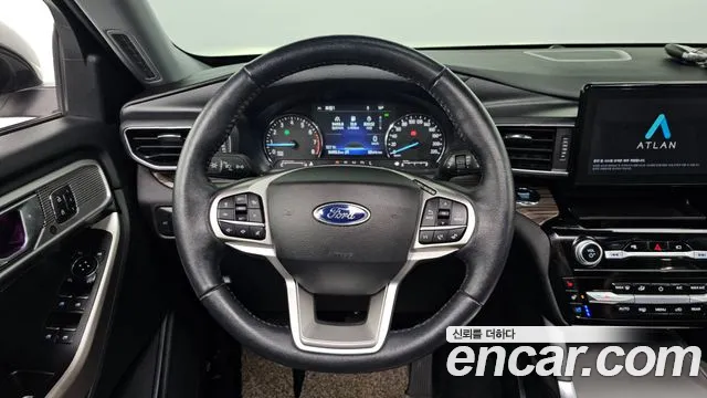 Ford Explorer 2022 — фото 13