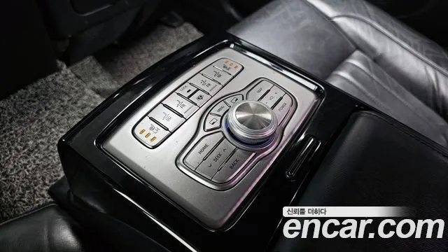 Hyundai Genesis 2013 — фото 17