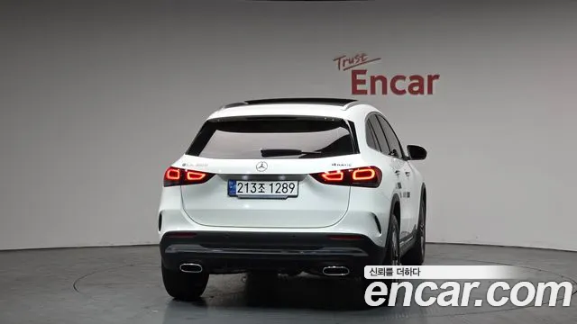 Mercedes-Benz GLA-Class 2023 — фото 3