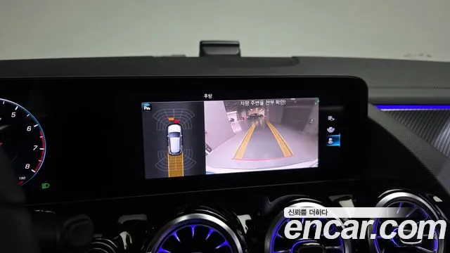 Mercedes-Benz GLA-Class 2023 — фото 15