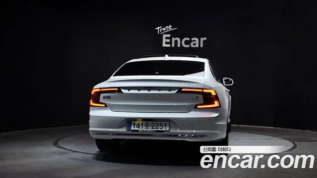 Volvo S90 2021 — фото 4
