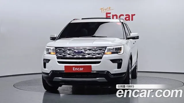 Ford Explorer 2019 — фото 3