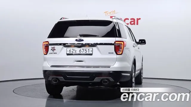 Ford Explorer 2019 — фото 4
