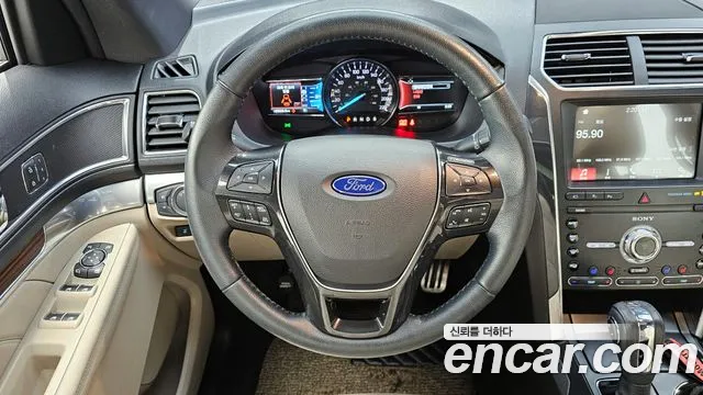 Ford Explorer 2019 — фото 13