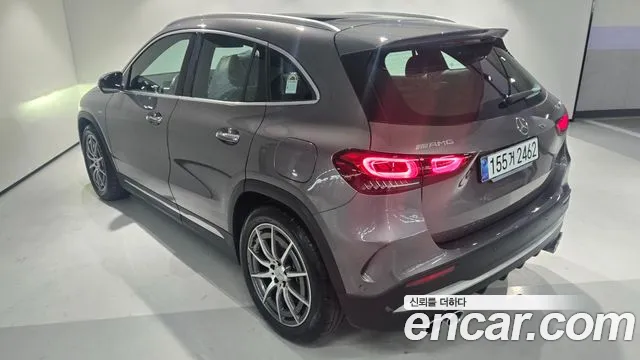 Mercedes-Benz GLA-Class 2023 — фото 3