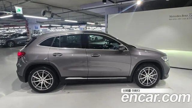Mercedes-Benz GLA-Class 2023 — фото 9