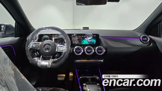 Mercedes-Benz GLA-Class 2023 — фото 17