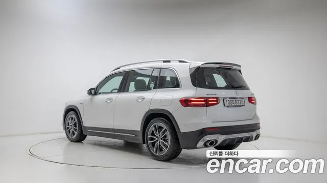 Mercedes-Benz GLB-Class 2025 — фото 2