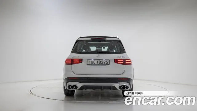 Mercedes-Benz GLB-Class 2025 — фото 4