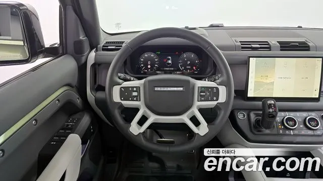 Land Rover Defender 2025 — фото 13